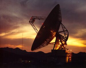 800px-goldstone_dsn_antenna-300x237 Usuario