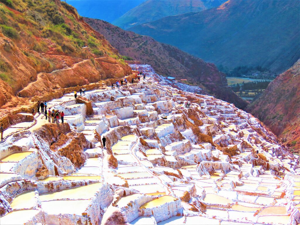 landscape-water-mountain-white-valley-mountain-range-515461-pxhere.com