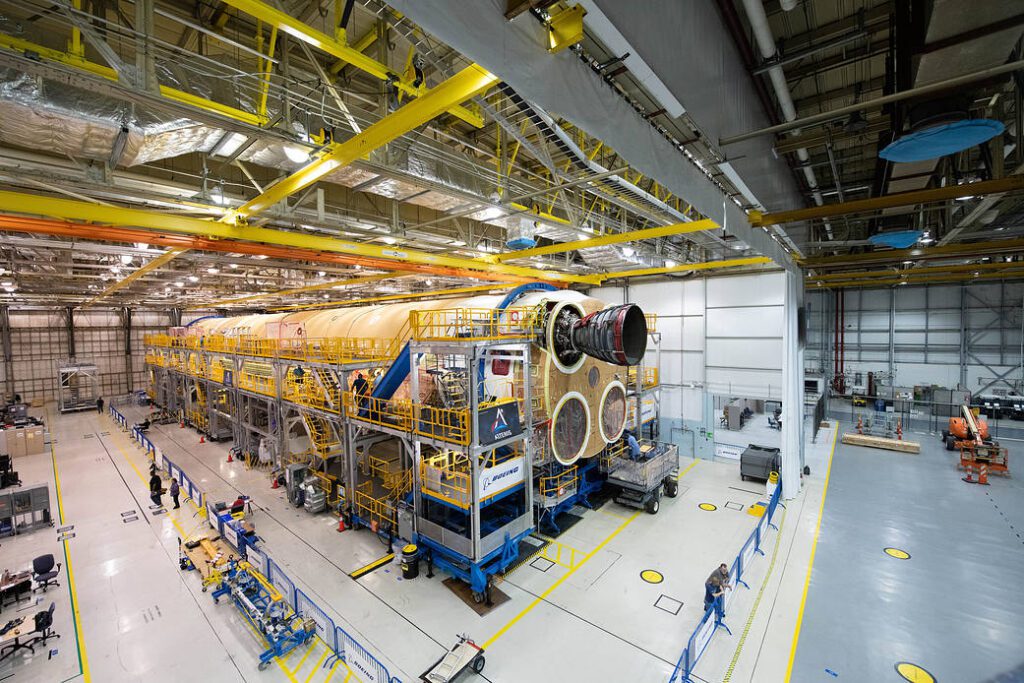 RS-25 Engine Install Reveal